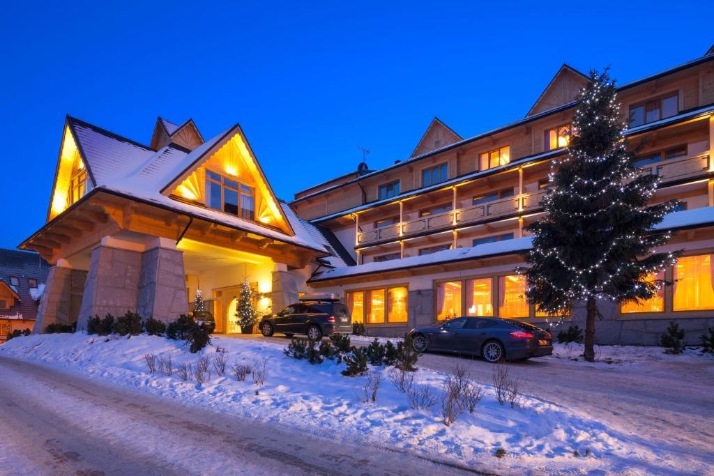 Hotel Bania Thermal & Ski Бялка-Татшаньска Экстерьер фото